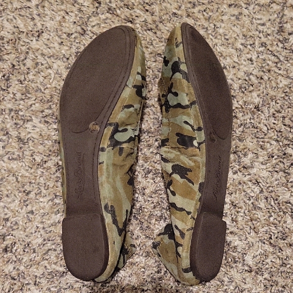 Camouflage Flats - Picture 5 of 6